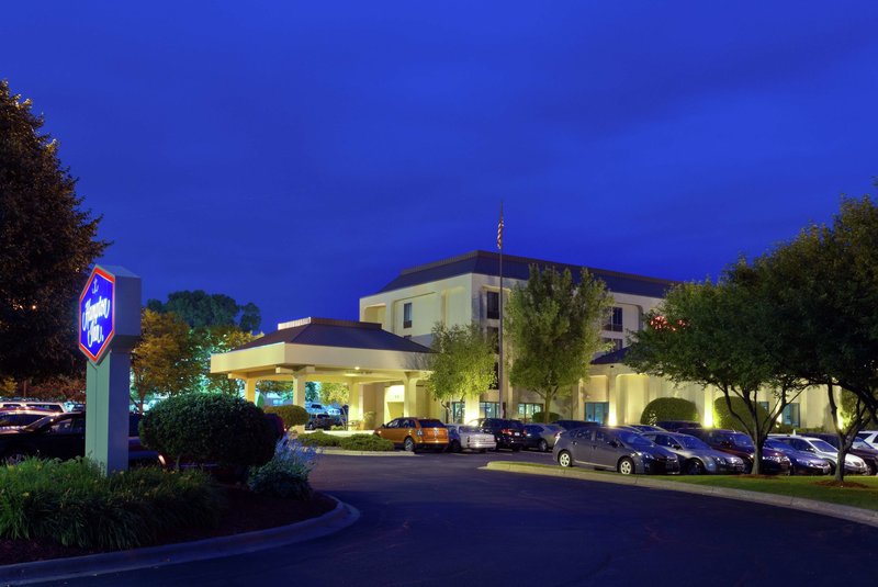 Hampton Inn Rockford,Rockford>>Belvidere,2.5 star