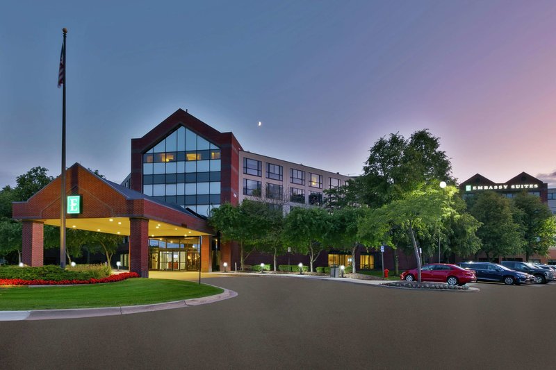 hotel auburn hills