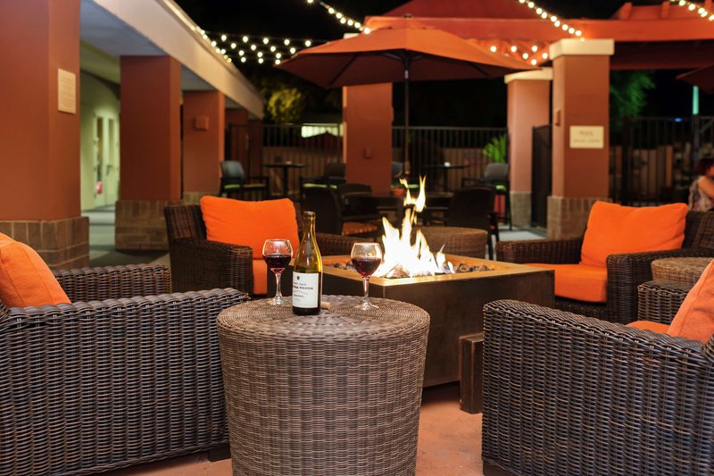 hilton garden inn scottsdale old town