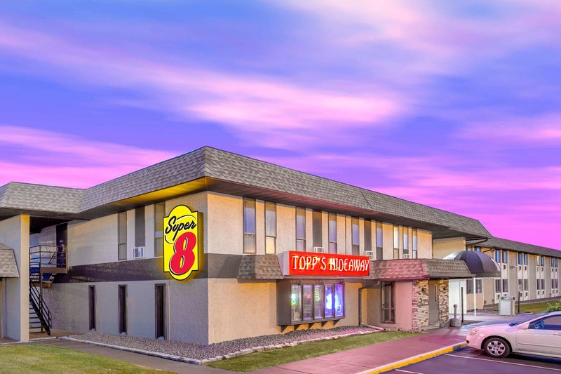 Super 8 By Wyndham Windsor/Madison North,Dane>>Cottage Grove,2 star