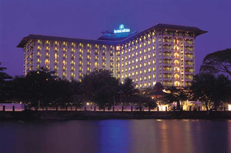 chatrium hotel royal lake yangon