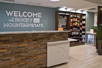 Hampton Inn & Suites Denver-Speer Boulevard,Edgewater>>Denver,3 star