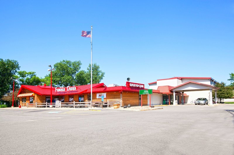 Med City Inn & Suites - Mayo Clinic Area,Rochester>>Olmsted County,3 star