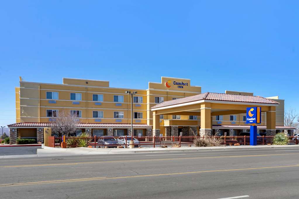 comfort inn albuquerque airport