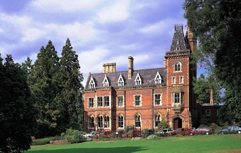 Brownsover Hall Hotel,Coventry>>Birmingham,3 star