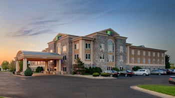 Holiday Inn Express Hotel & Suites Saginaw By Ihg,Saginaw>>Michigan,3 star