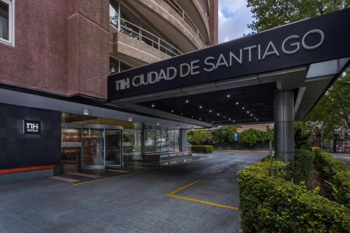 Nh Ciudad De Santiago,Providencia>>Lo Contador,4.5 star