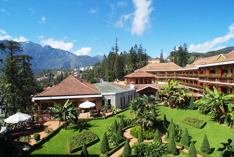 Bb Sapa Resort & Spa,Near Quang Truong Square,4 star