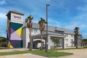 Spark By Hilton Hammond,Bogalusa>>Baton Rouge,3 star