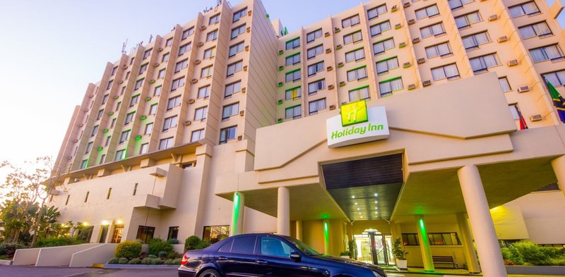 Holiday Inn Harare, An Ihg Hotel,Fife Avenue Shopping Centre>>Harare,3 star