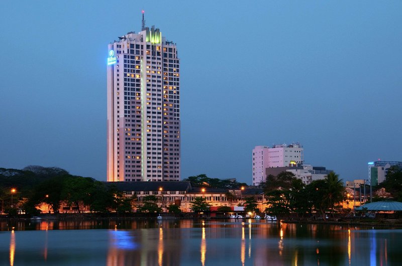 hilton colombo residence