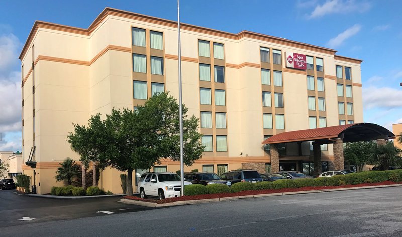 Best Western Plus Columbia North East,Dentsville>>Columbia,2.5 star
