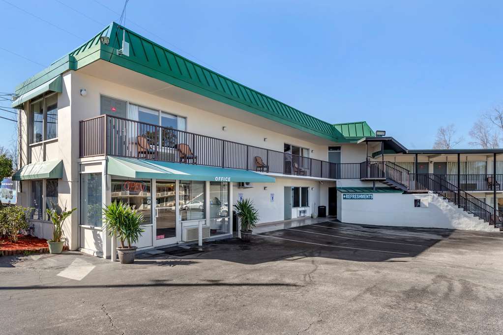 econo lodge conway