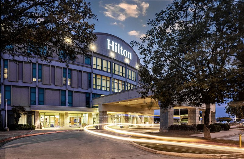 Hilton Austin Airport,Austin County>>Austin,3.5 star
