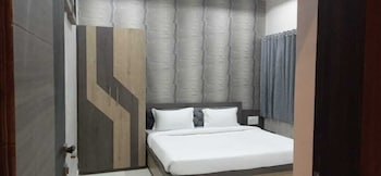 Hotel Grand Royal,,0 star