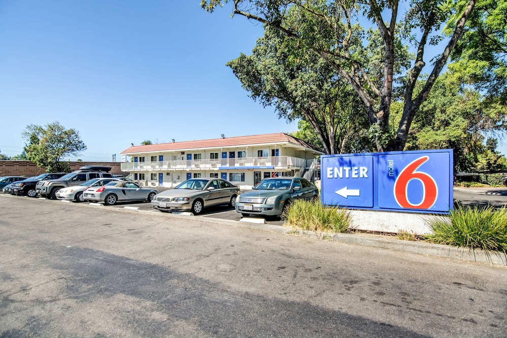 Motel 6 Stockton, Ca - North,San Joaquin County>>San Joaquin,2 star