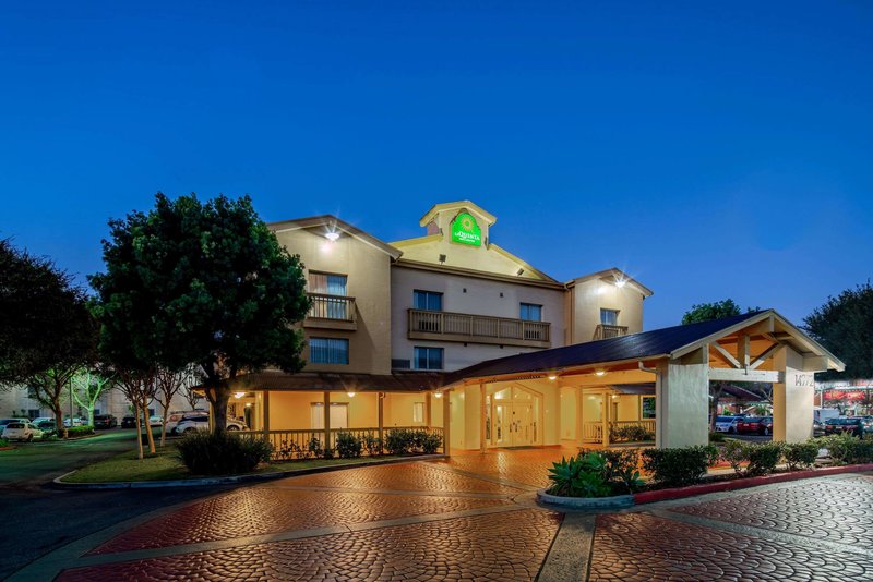 La Quinta Inn & Suites By Wyndham Irvine Spectrum,Los Angeles>>Irvine,3 star
