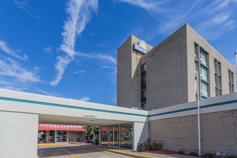 days hotel and conference center by wyndham danville