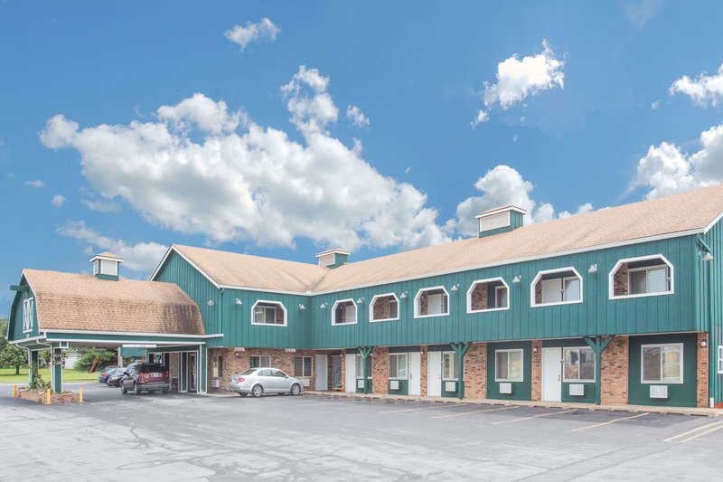 I-80 Inn & Suites,In The City Center,3 star