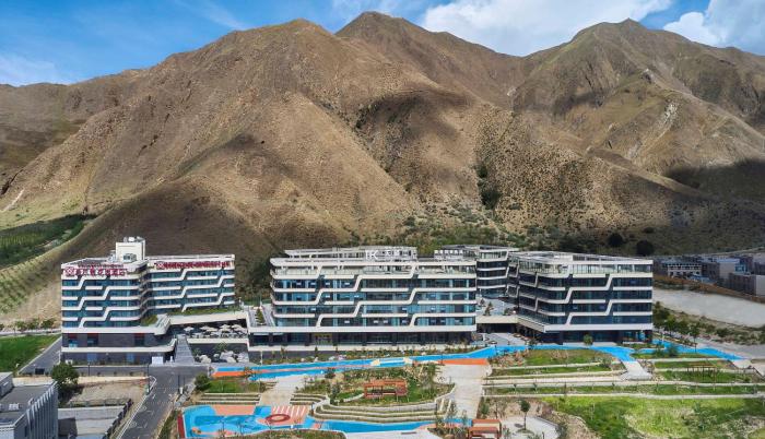 hilton garden inn lhasa
