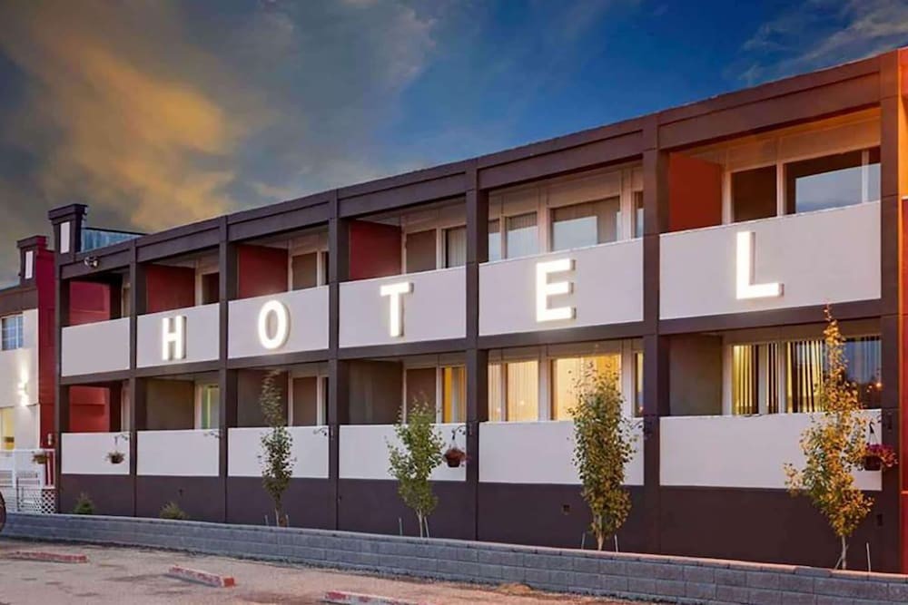 baymont by wyndham edson