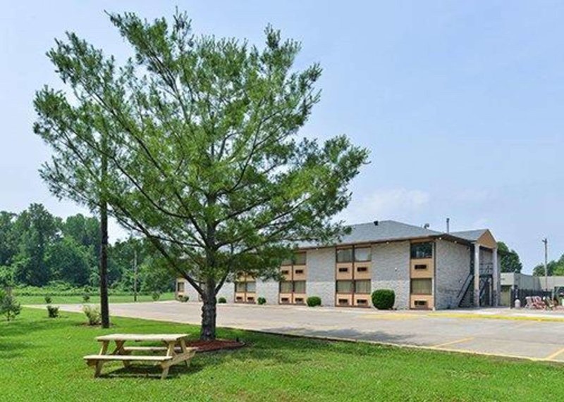 Quality Inn Cairo I-57,Illinois>>Cairo,2.5 star