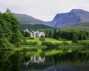 Inverlochy Castle,Highland>>Fort William,5 star