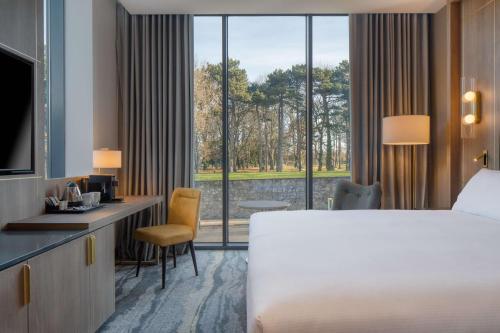 room-image