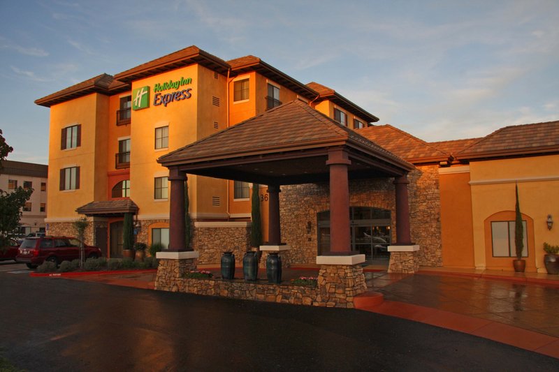 Holiday Inn Express Hotel & Suites El Dorado Hills,El Dorado>>Auburn,2.5 star