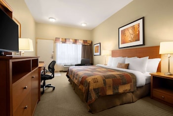 Ramada By Wyndham Drayton Valley