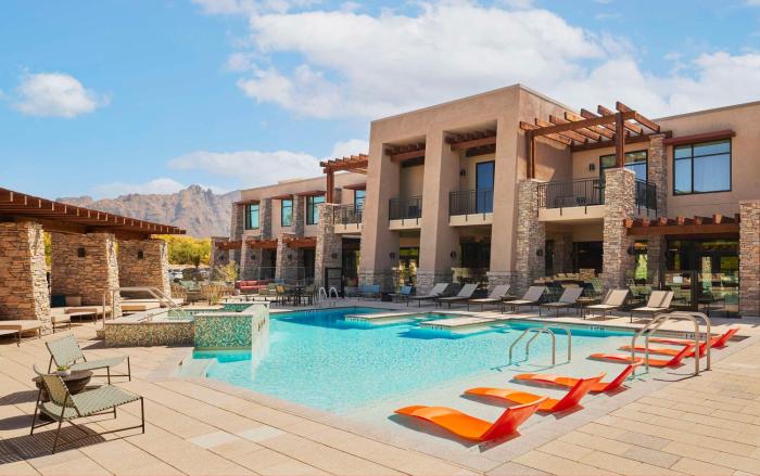 the eddy hotel tucson tapestry collection by hilton