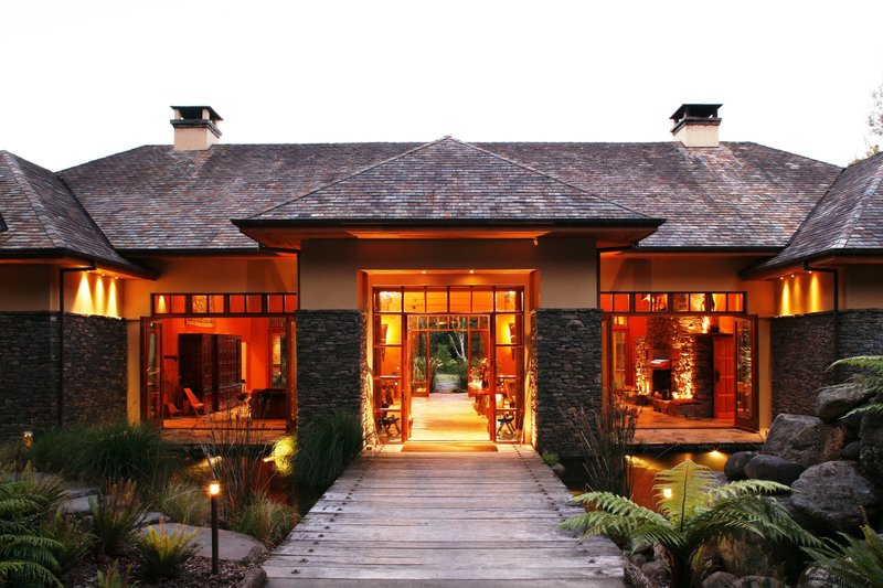 Treetops Lodge & Estate,On A Lake,5 star