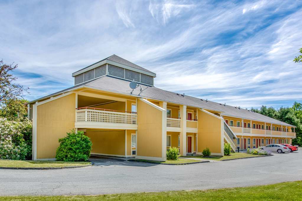 econo lodge freeport brunswick area