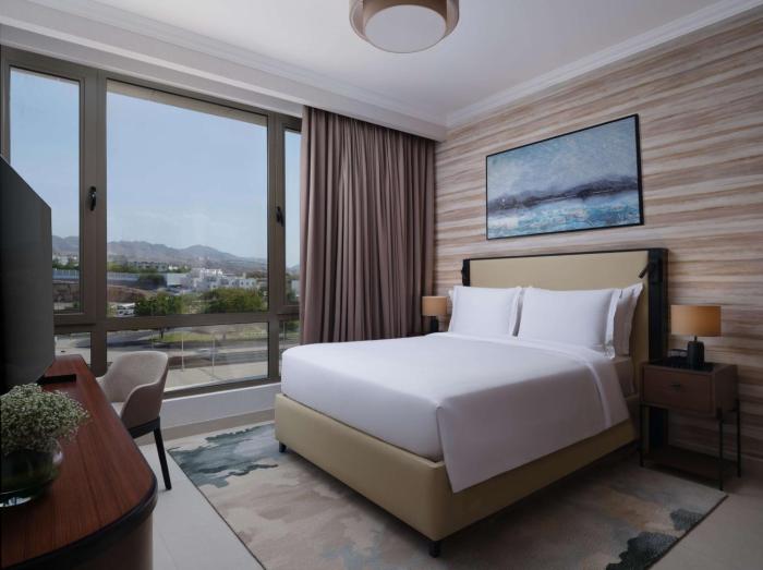 doubletree by hilton muscat qurum