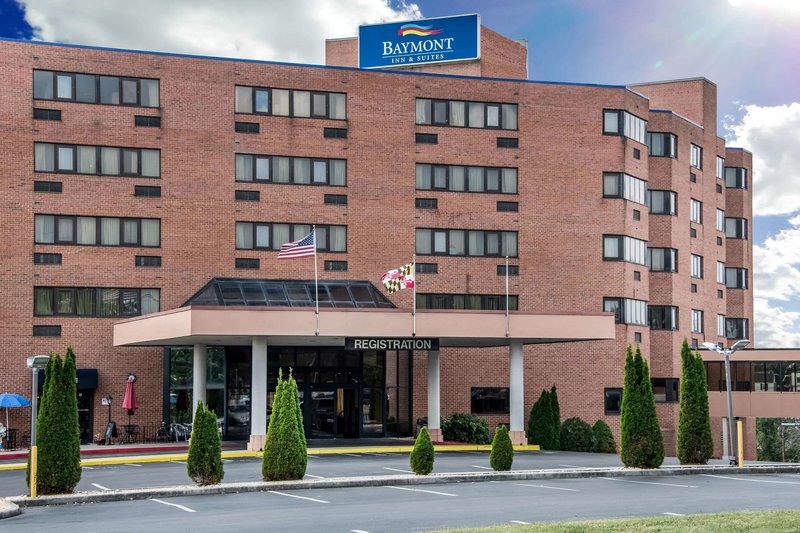 Apm Inn And Suites,Near Maryland Theater,2.5 star