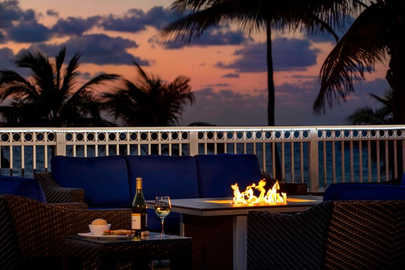 Courtyard By Marriott Oceanside Fort Lauderdale Beach,Central Beach>>Broward County,3 star