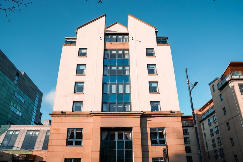 edinburgh holyrood hotel