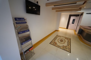 Hotel Palmyra Grand Inn,,4 star