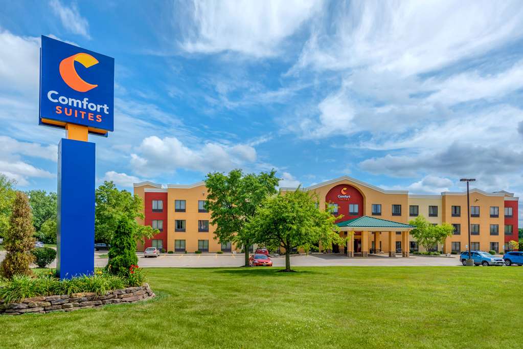 Comfort Suites Near Route 66,Illinois>>Springfield,2.5 star