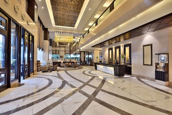 Radisson Blu Hotel Indore,Near Bombay Hospital,5 star