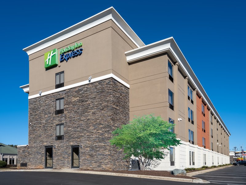 holiday inn express and suites greensboro i 40 wendover by ihg