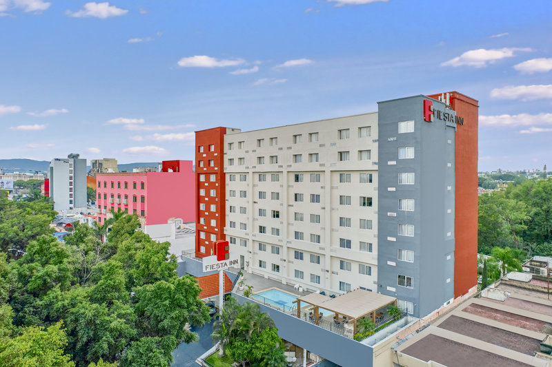 fiesta inn guadalajara expo