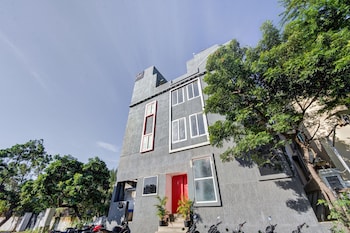 Upar Hotels Uthandi Ecr,,3 star
