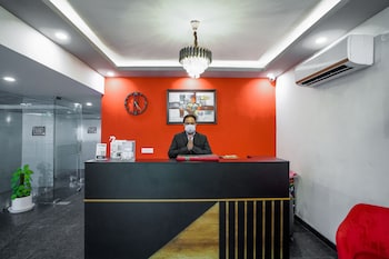 Saltstayz Hotel Huda City Center,,3 star