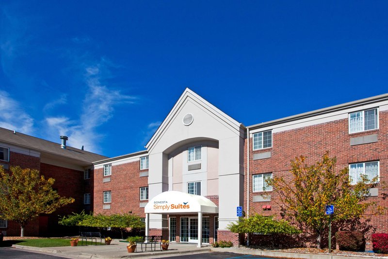 Sonesta Simply Suites Detroit Southfield,Pontiac>>Detroit,2.5 star