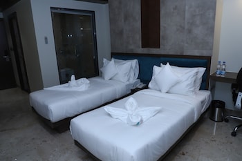 The Royal Class Hotel,,2 star