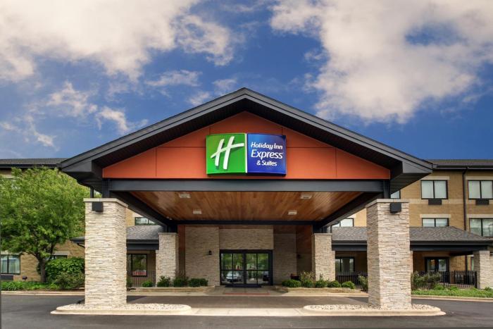 Holiday Inn Express & Suites Aurora - Naperville By Ihg,Cook County>>Aurora,3 star