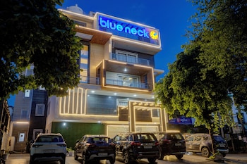 Blueneck Sec 47 Near Medanta -The Medicity' Gurugram,,4 star