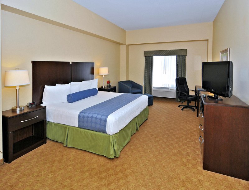 Best Western Plus Waynesboro Inn & Suites Conference Center