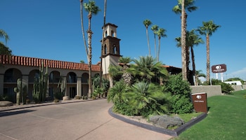 Doubletree Suites By Hilton Tucson - Williams Center,Pima>>Catalina Foothills,4 star